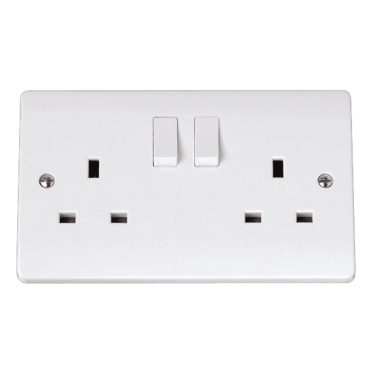2-GANG SINGLE POLE SW/SOCKET 13A WHITE