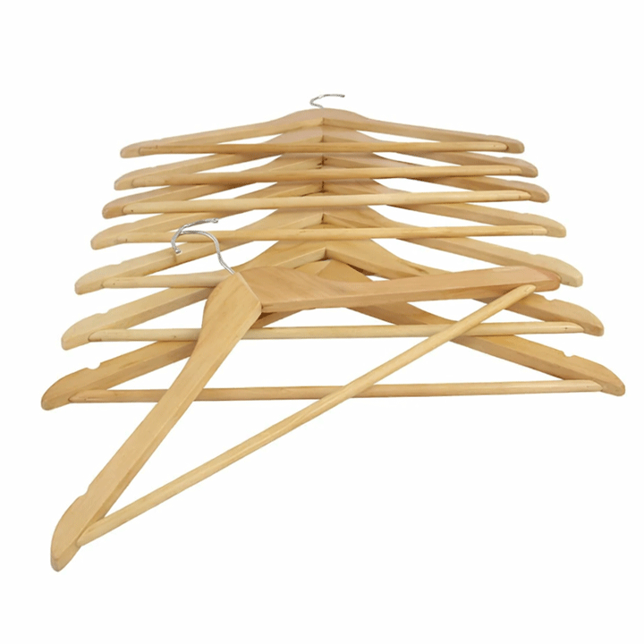 CLOTH HANGERS 8PCS WD 44X23CM B GRADE SL DSPX32
