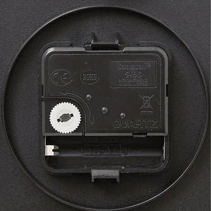 PLASTIC WOOD CLOCK D22