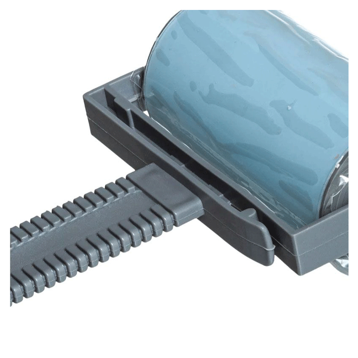 BRUSH FOR CLOTHES ADHESIVE