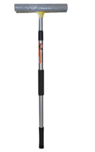 FALCON SQUEEGEE EXTENDABLE HANDLE MESH