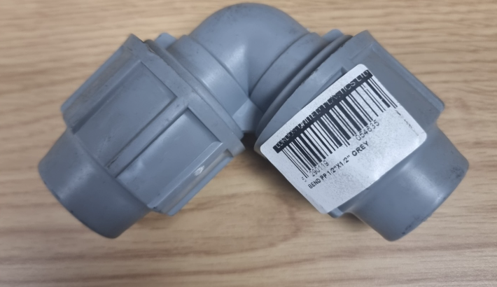 BEND  PP FEMALE THREAD 1/2"X1/2"  GREY